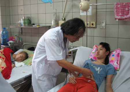 Nâng cao tay nghề và trách nhiệm của người thầy thuốc
